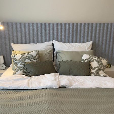 Sweet Home By Zoom Apartments Bratislava Esterno foto