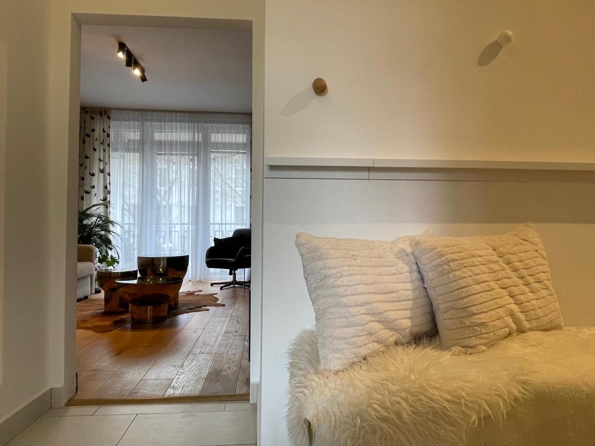 Sweet Home By Zoom Apartments Bratislava Esterno foto
